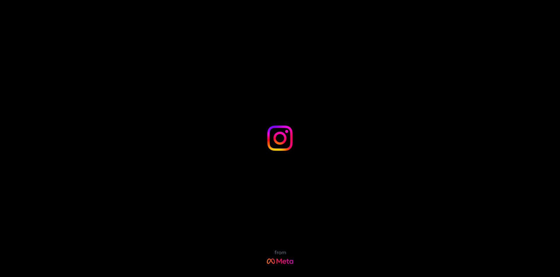 Screenshot of Instagram Dark Background