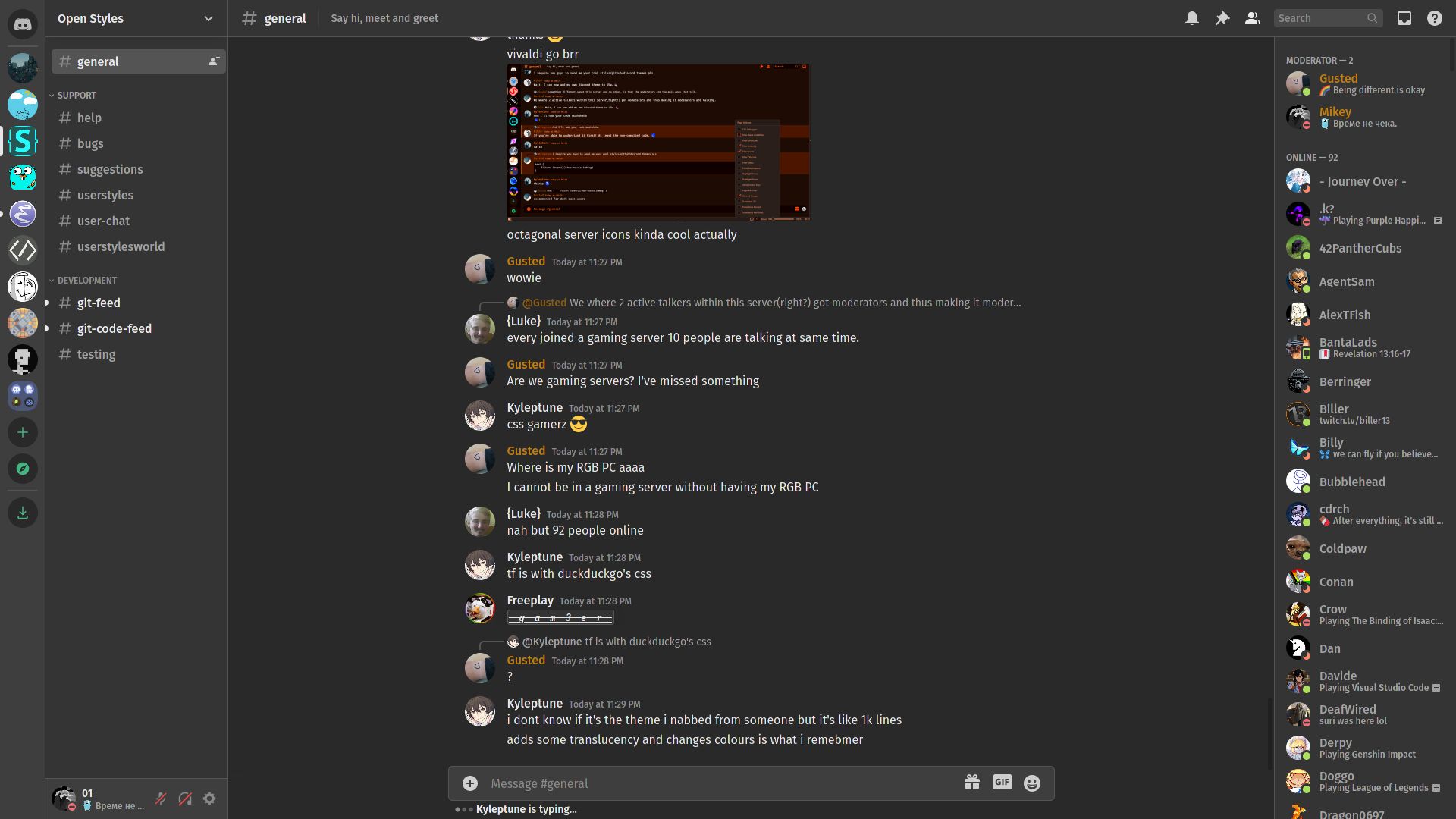 Screenshot of Dark-Discord