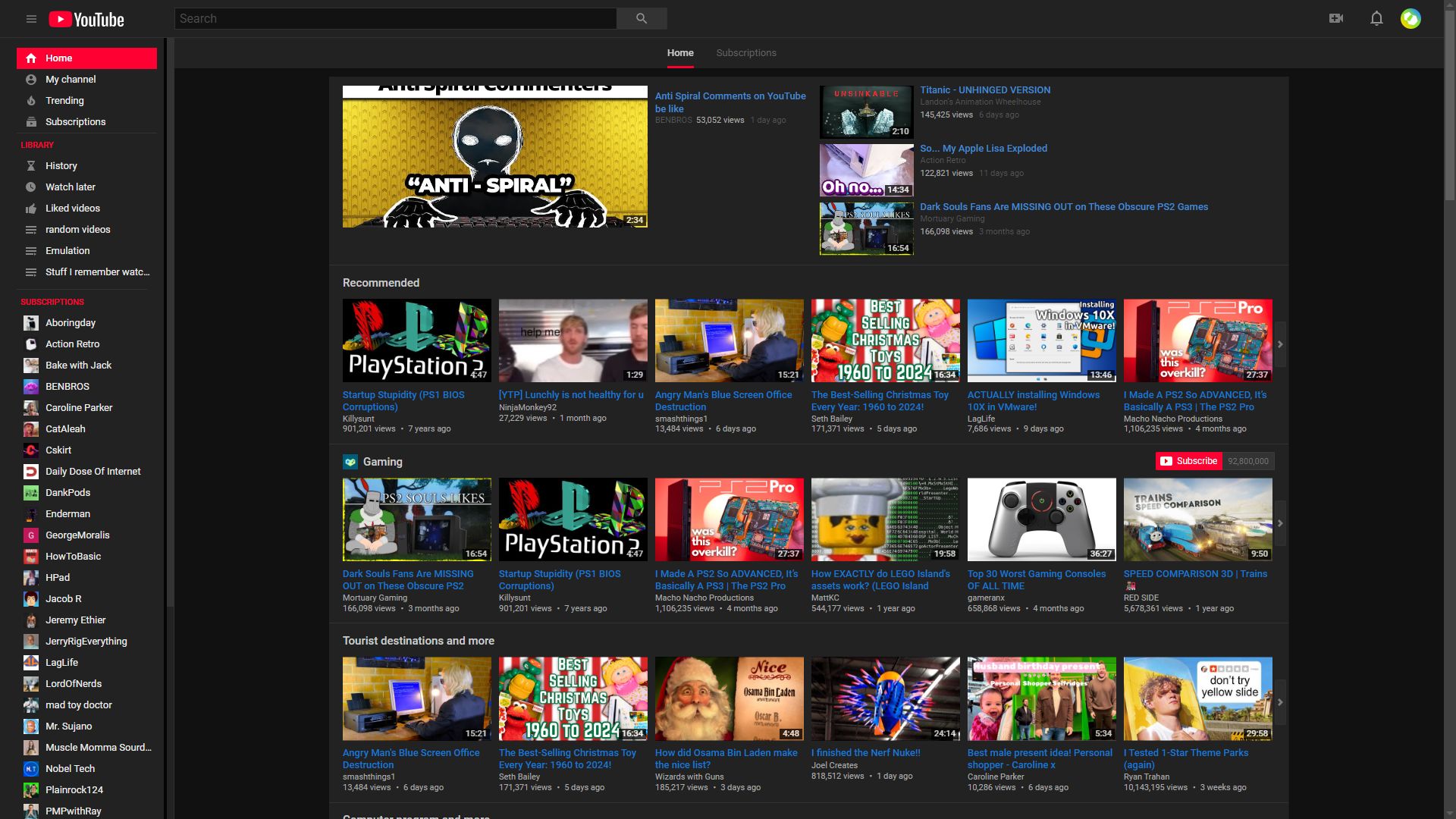 Screenshot of Dark Mode for 2016 StarTube Tweaks