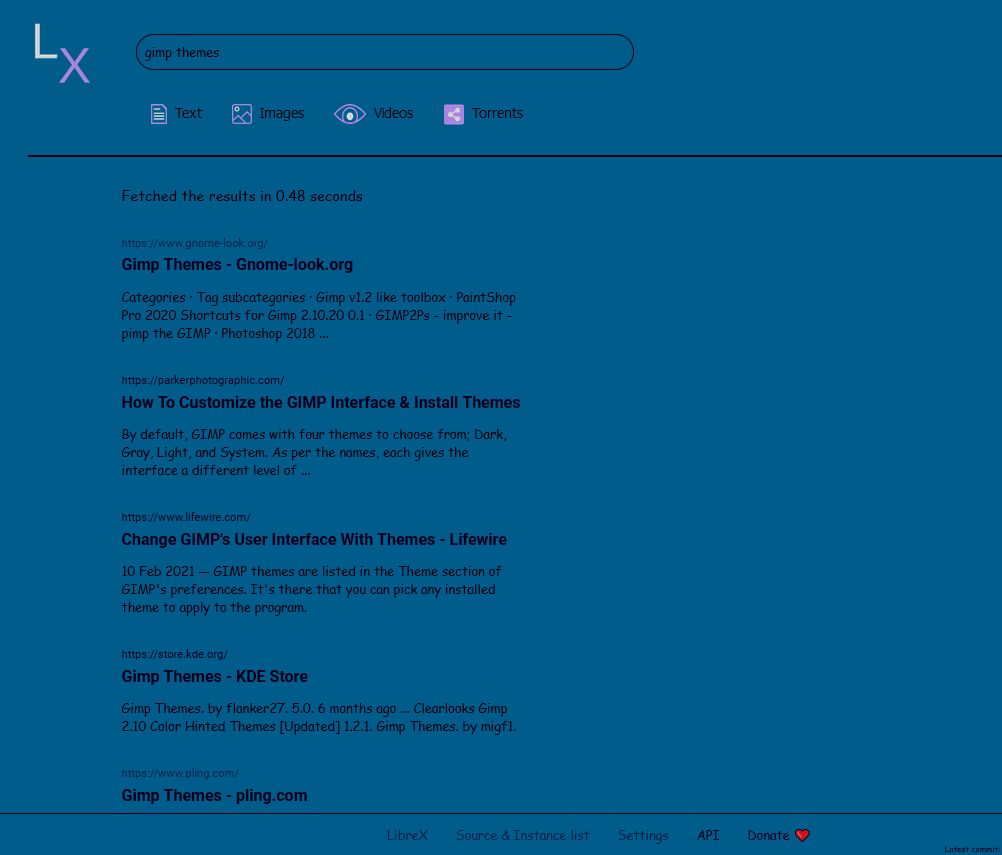 Screenshot of search.davidovski.xyz (daylight sky blue edition)
